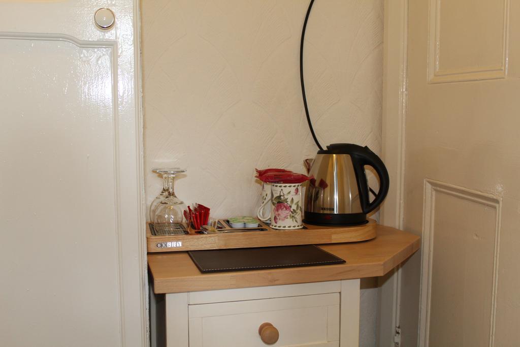 The Bay House Lake View Guest House - Adults Only Bowness-on-Windermere Pokój zdjęcie